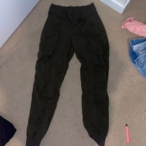 lululemon joggers